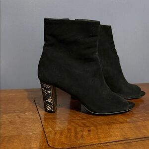Tahari Black Heeled Boots with Patterned Block Heel